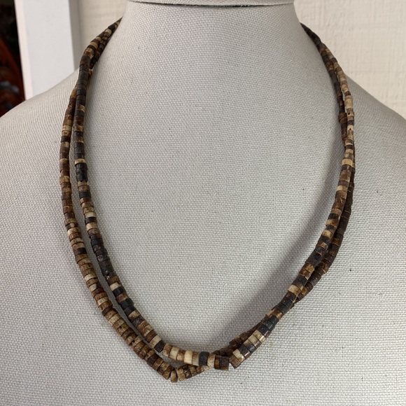 Large group of 6 tribal ethnic style necklaces - Picture 4 of 5